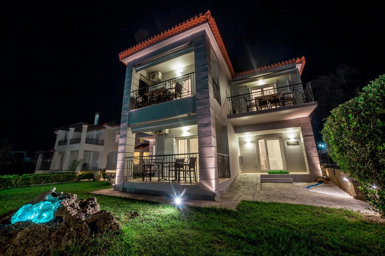 Enpy Aparthotel Finikounta Exterior photo